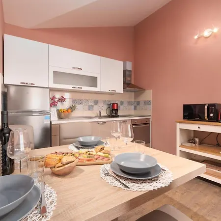 Karolina 2 Apartman Funtana